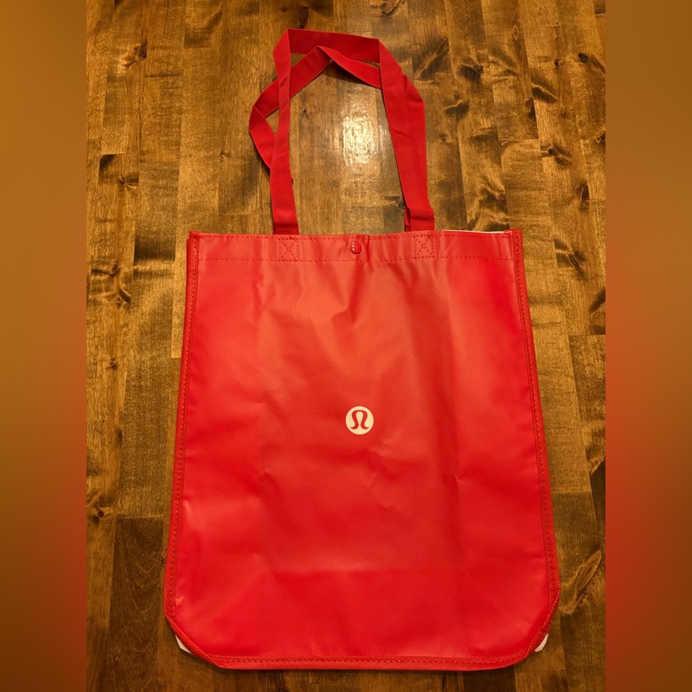 NWOT Lululemon shopping tote bag red white Large